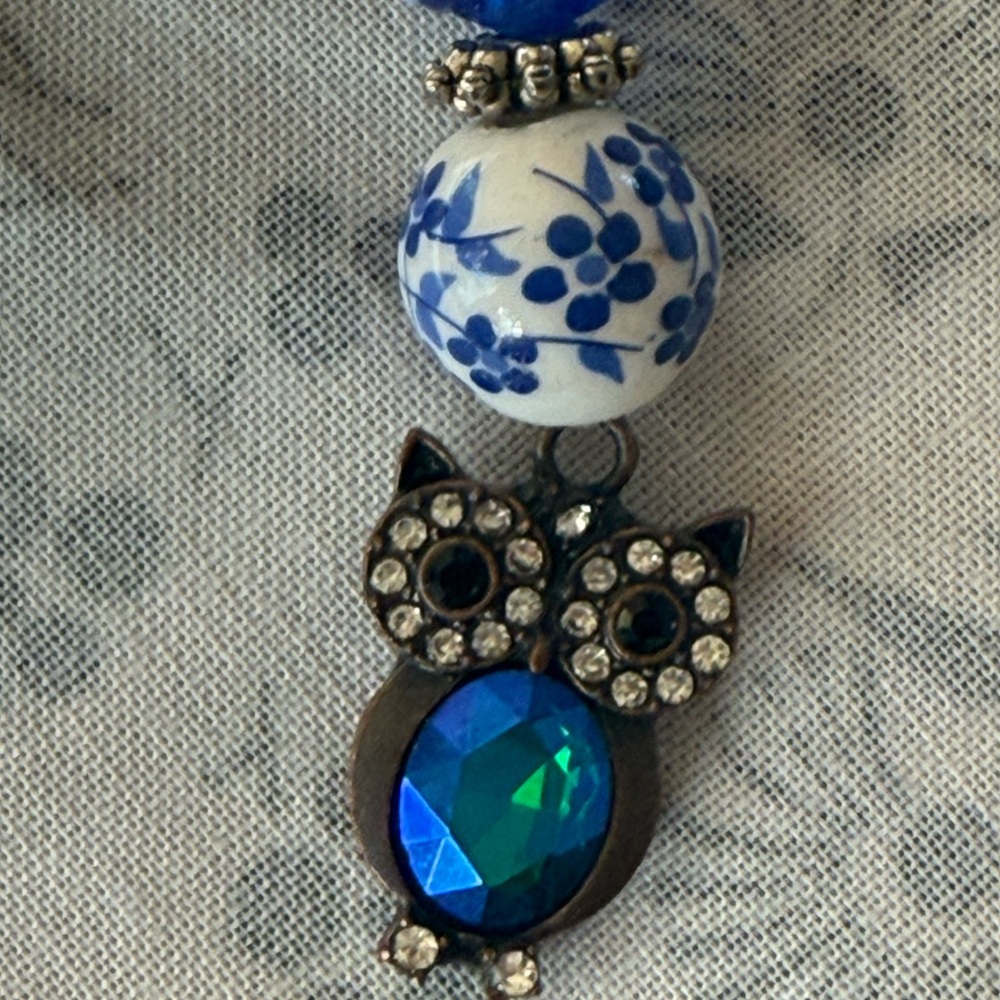 Blue and Silver Beaded Owl Pendant - Picture 3 of 5